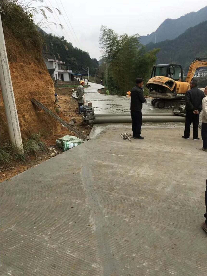 ţͨˮ