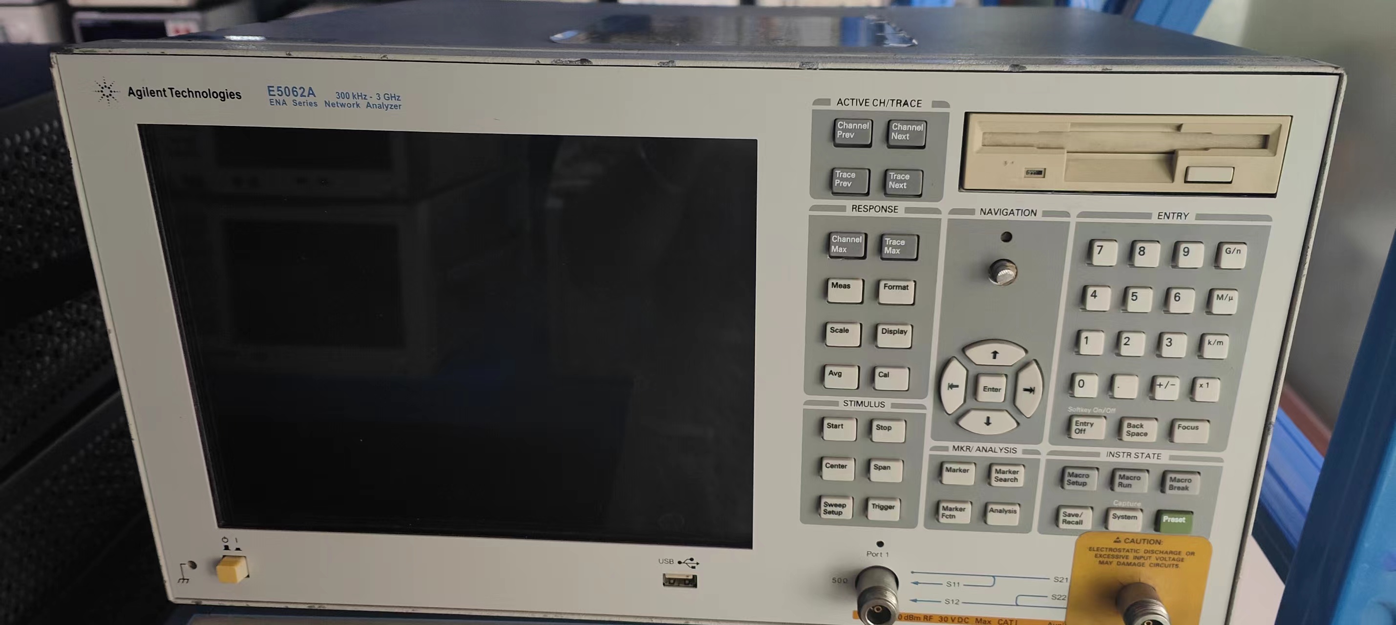 ۶Agilent E5062B